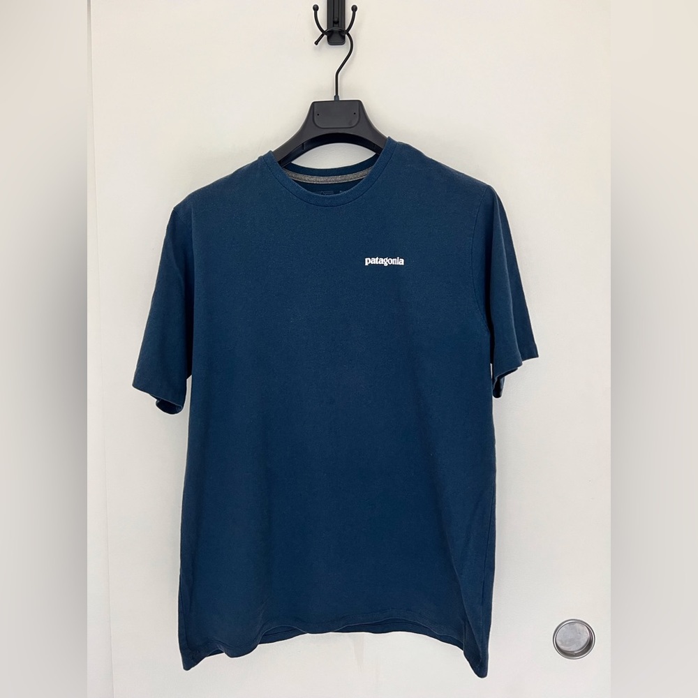 Patagonia Navy T-Shirt with Large Logo on Back size Medium
